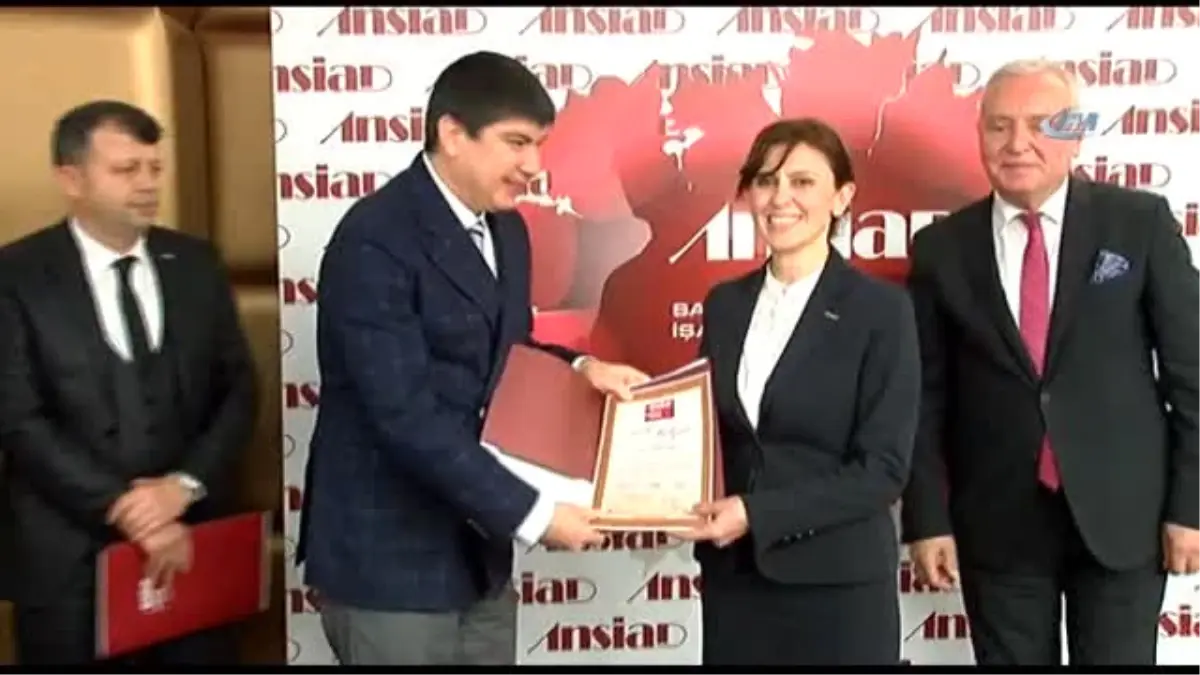 Konyaaltı Sahili\'ni Büyükşehir Yapacak