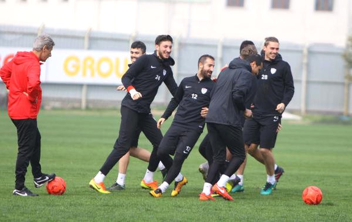 Manisaspor\'da Bandırmaspor Hazırlıkları Sürüyor