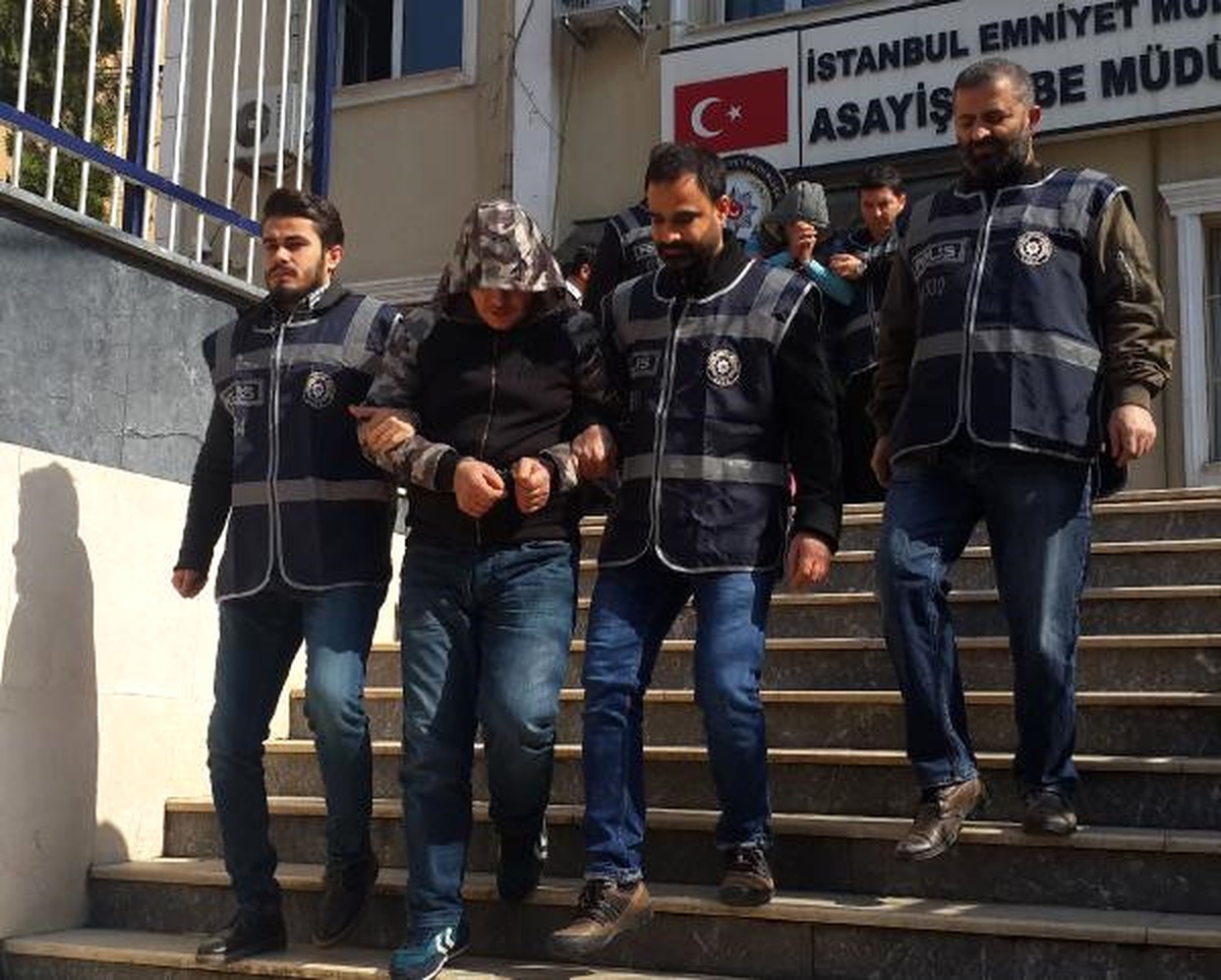 Panda, Makam Aracını Bile Çalmış