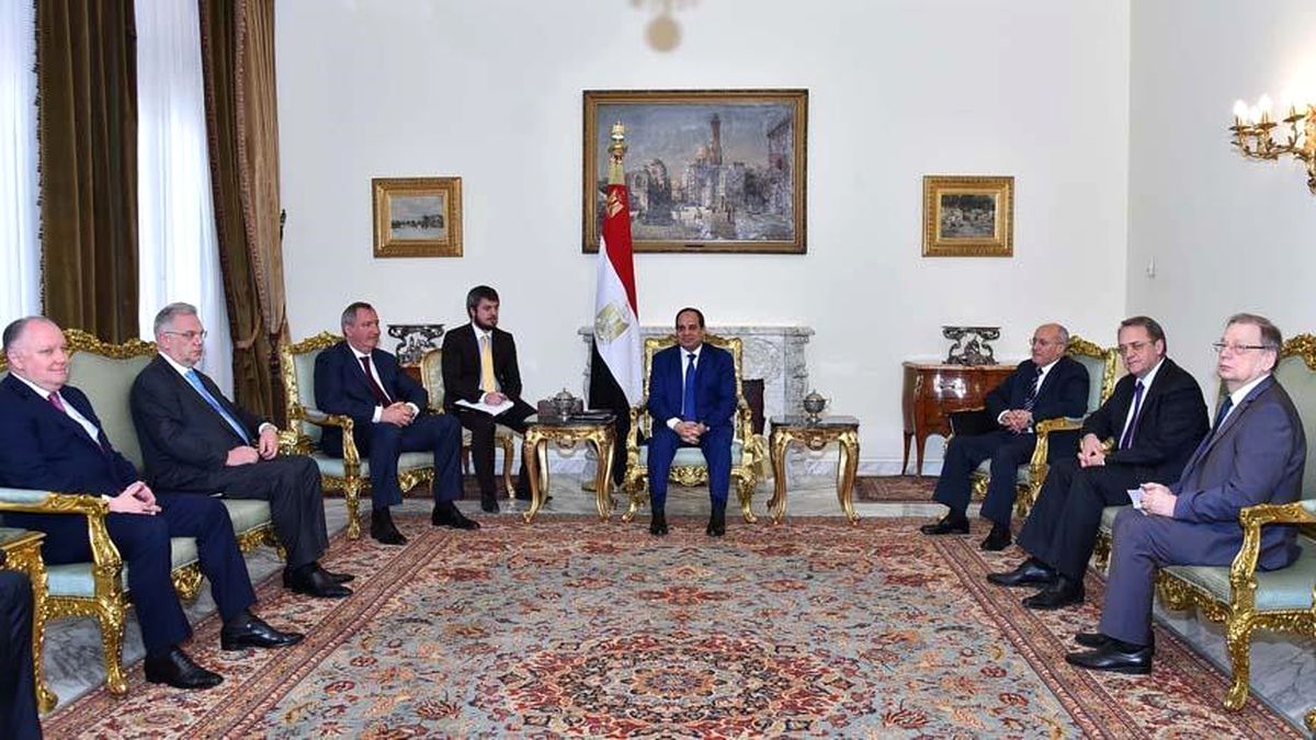 Rusya Başbakan Yardımcısı Rogozin Mısır\'da