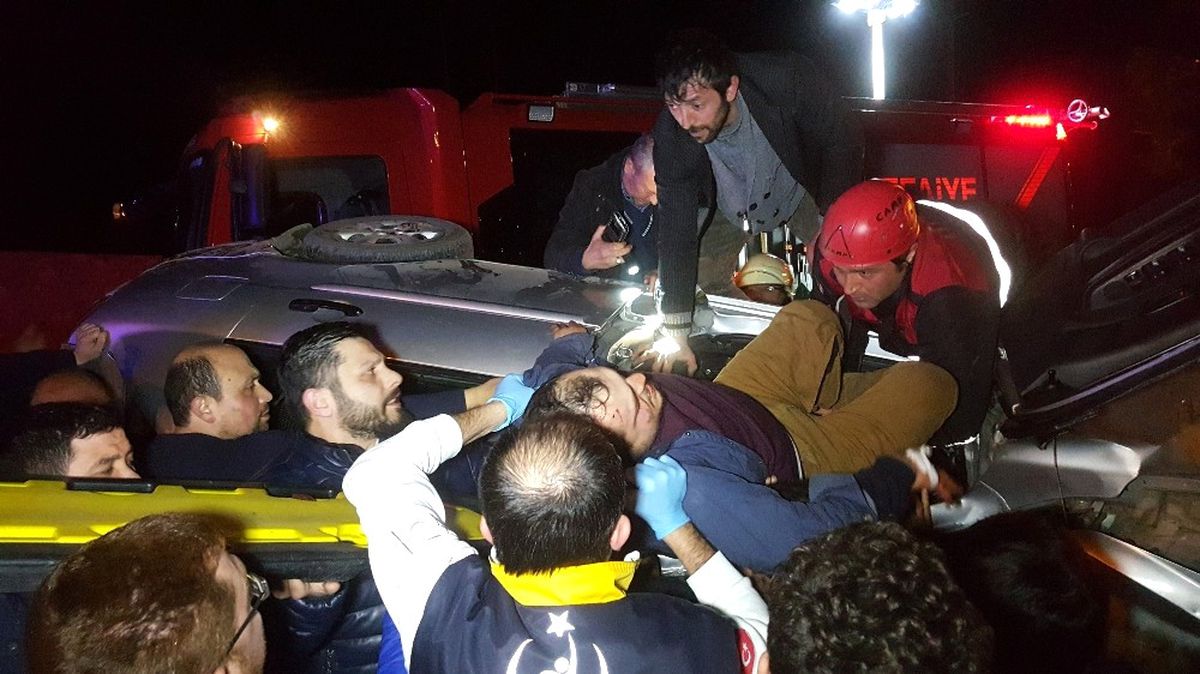 Samsun\'da Trafik Kazası: 5 Yaralı