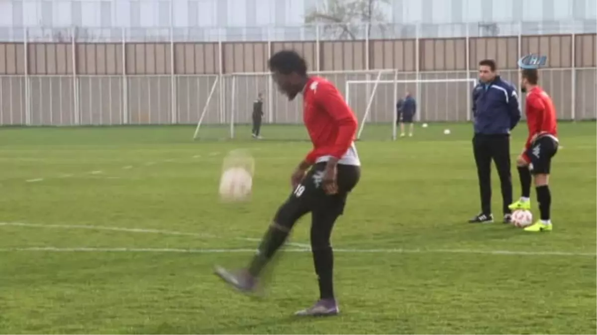 Samsunsporlu Futbolcular İlerisi İçin Umutlu