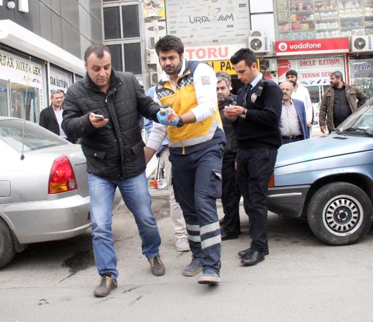 Şanlıurfa\'da Bıçaklı Kavga 1 Yaralı