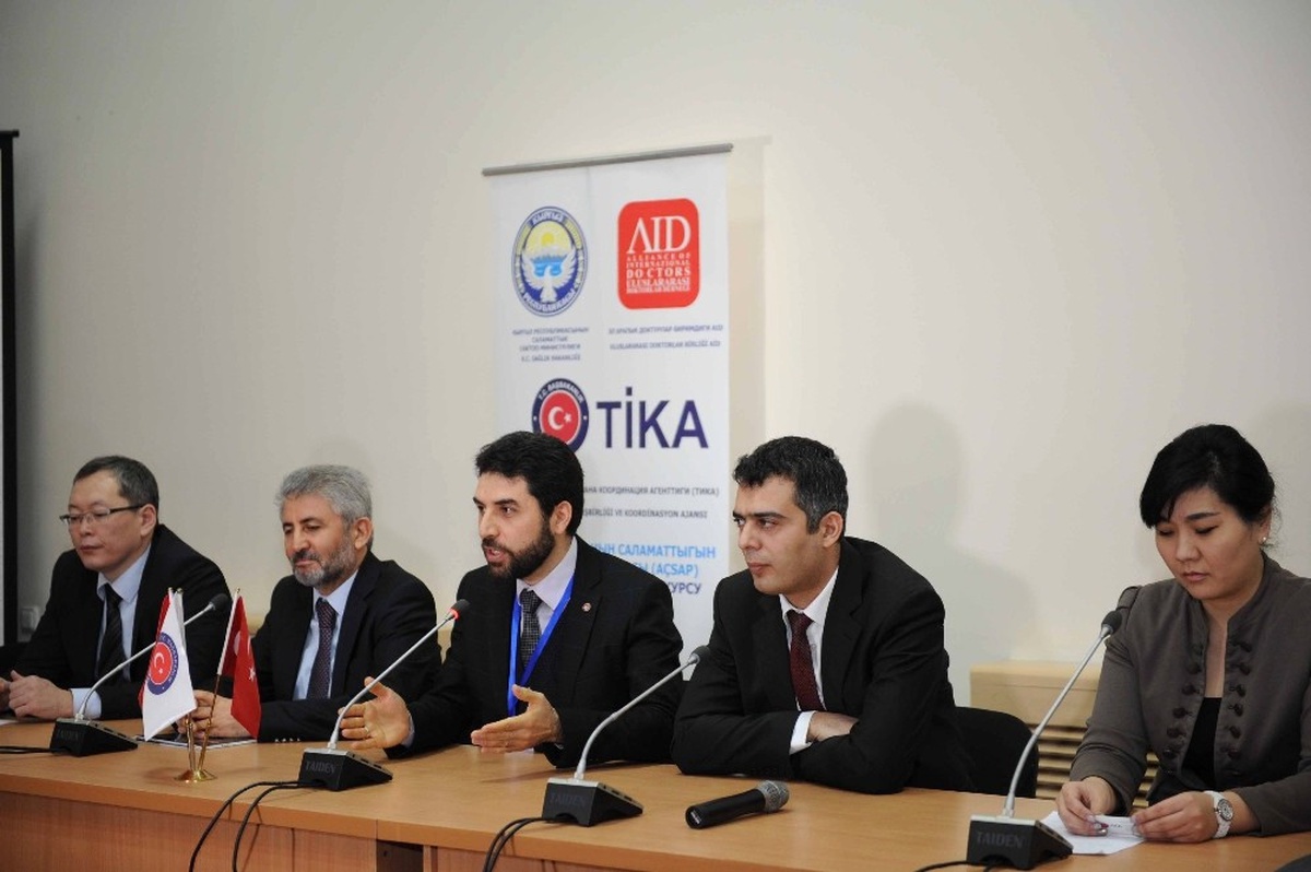 TİKA, 250\'den Fazla Kırgızistan Sağlık Personeline Eğitim Verdi