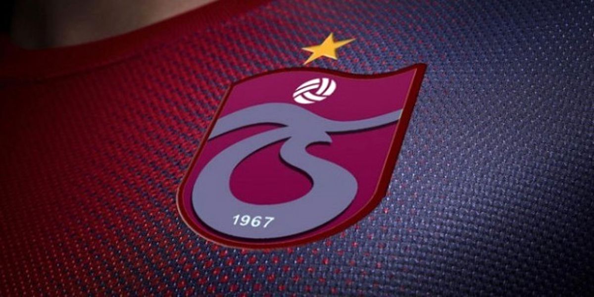 Trabzonspor\'da O İsim Kalmak İstediğini Yönetime Bildirdi