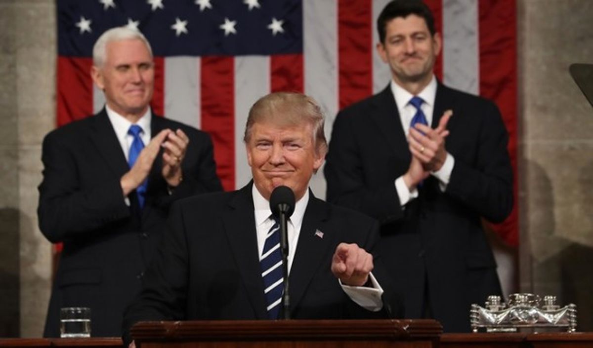 Trump Kongre\'deki İlk Konuşmasını Yaptı