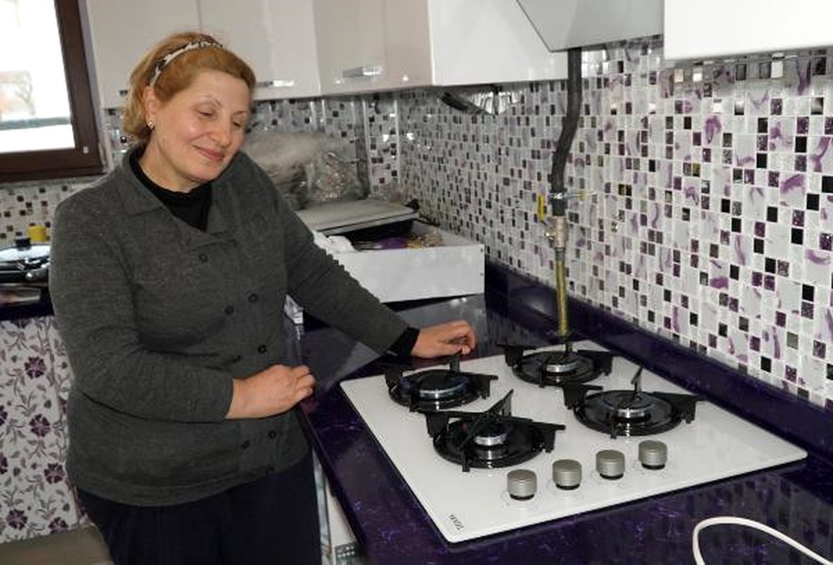 Türkiye\'de Havası En Kirli Keşan\'da İlk Doğalgaz Ateşi Yandı
