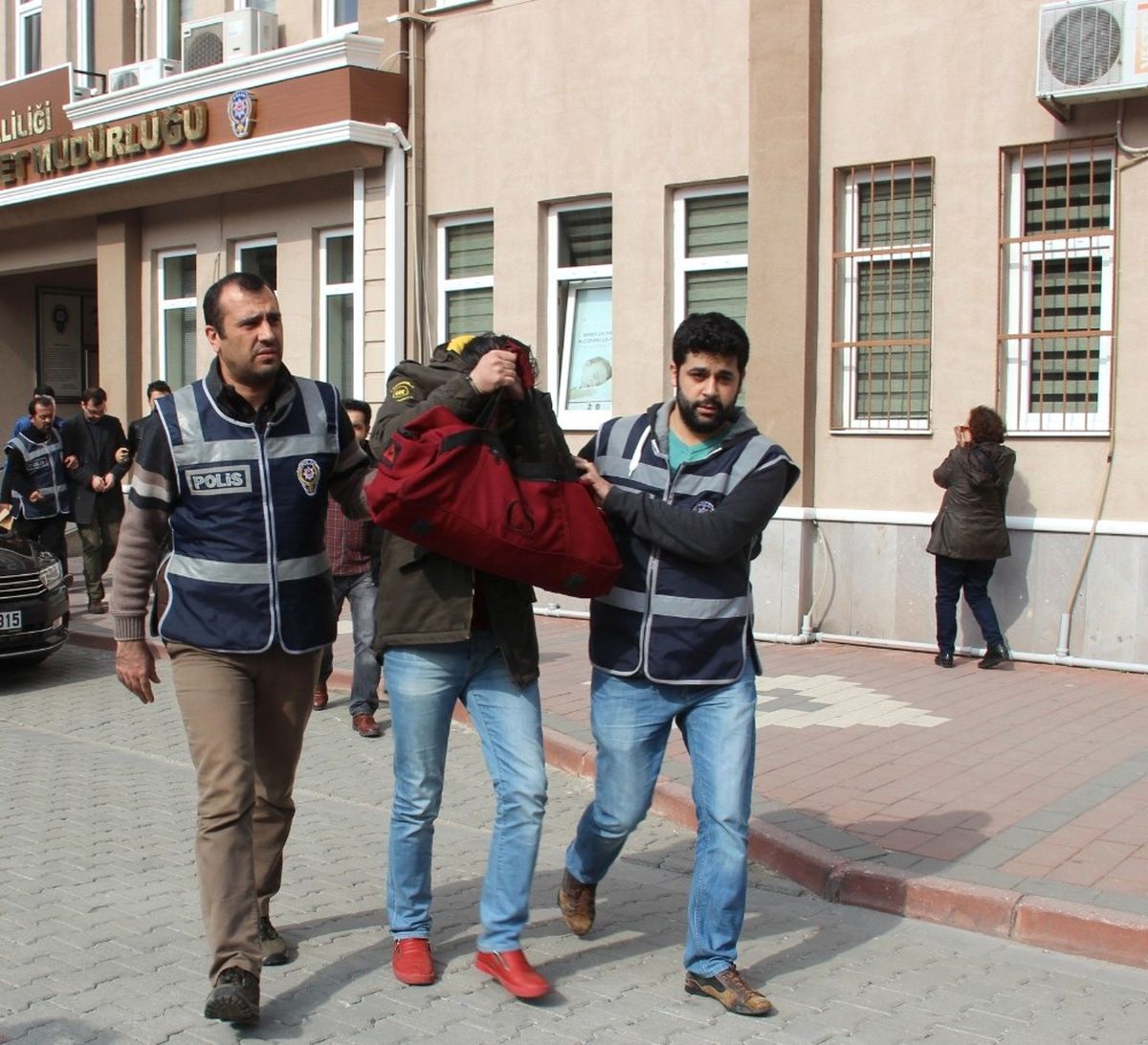 Uepsaş\'ı Soyan İki Kişi Yakalandı
