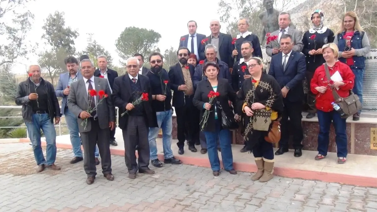 Yaşar Kemal, Ölüm Yıldönümünde Köyünde Şiirlerle Anıldı