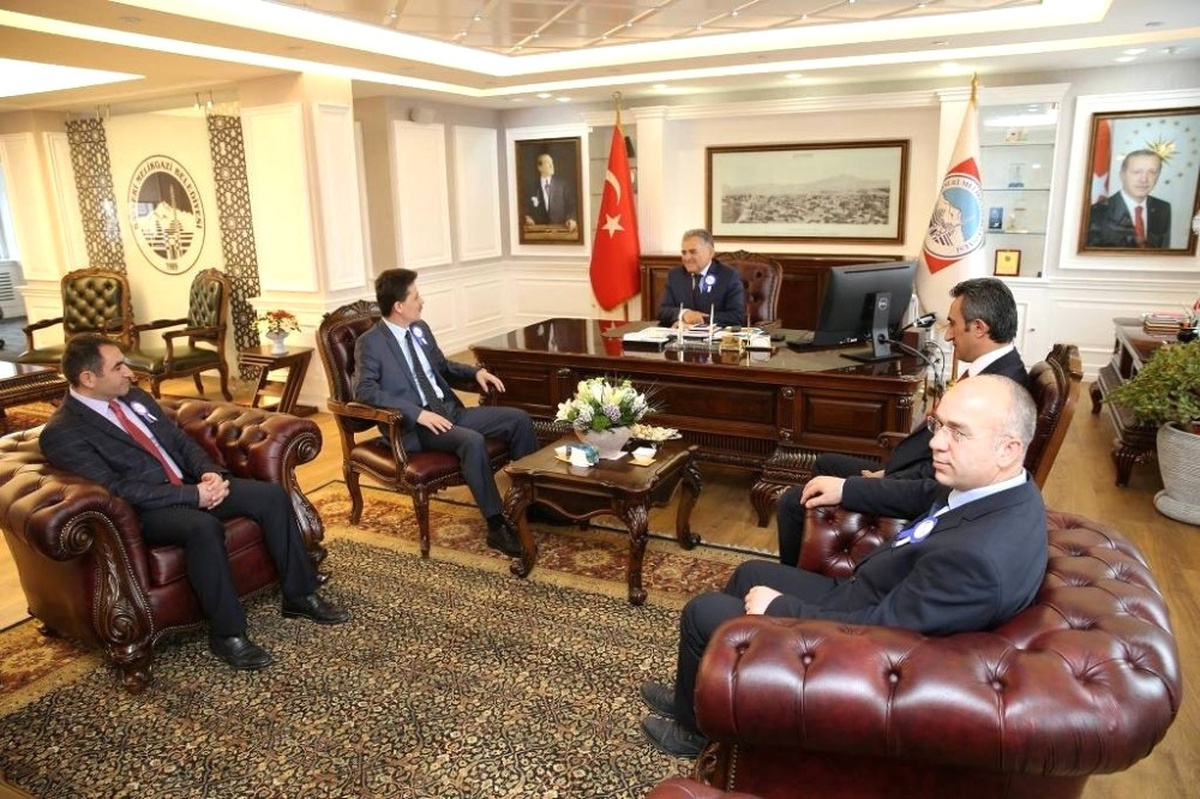 Yatırımlar ve Hizmetler Vergi Tahsilatını Artırıyor"