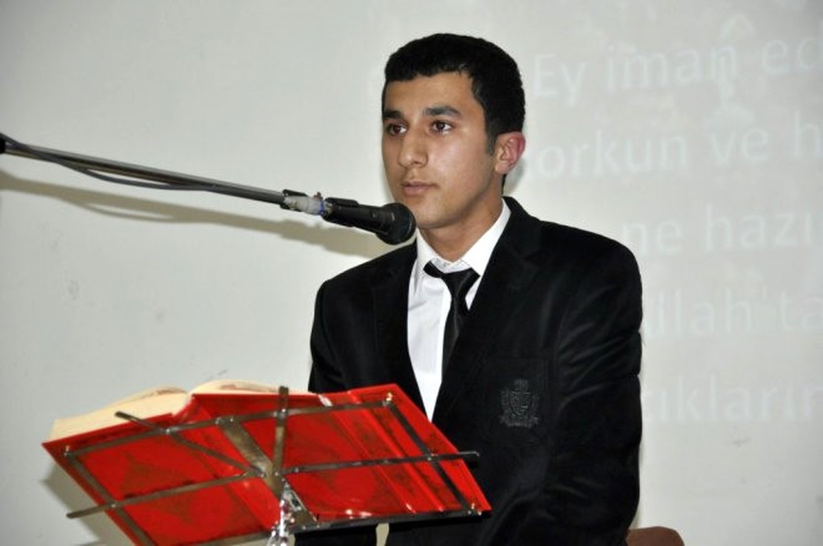 Yüksekova\'da Hafızlık ve Ezanı Güzel Okuma Yarışması