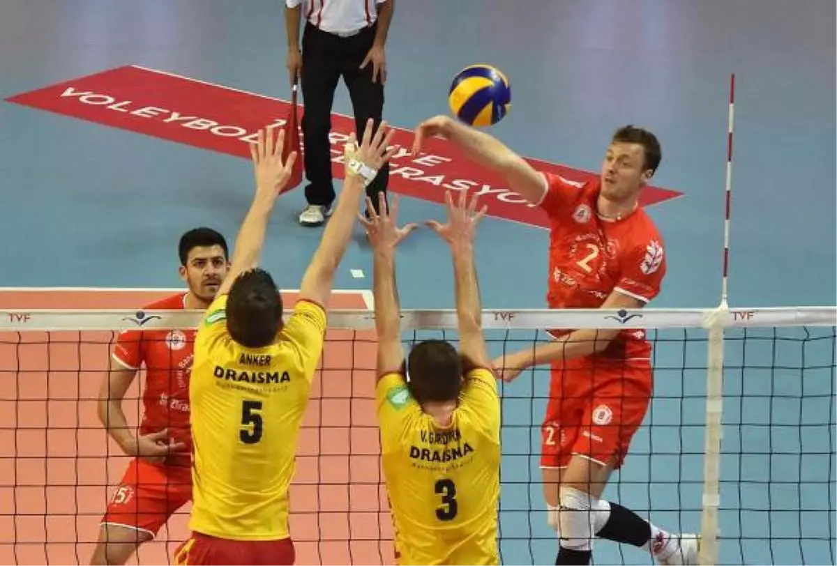 Ziraat Bankası-Dynamo Apeldoorn: 3-0