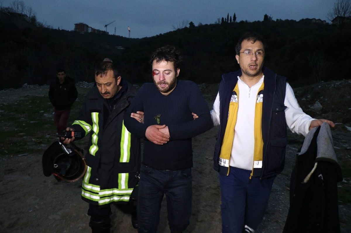 10 Metrelik Kuyuya Düştü