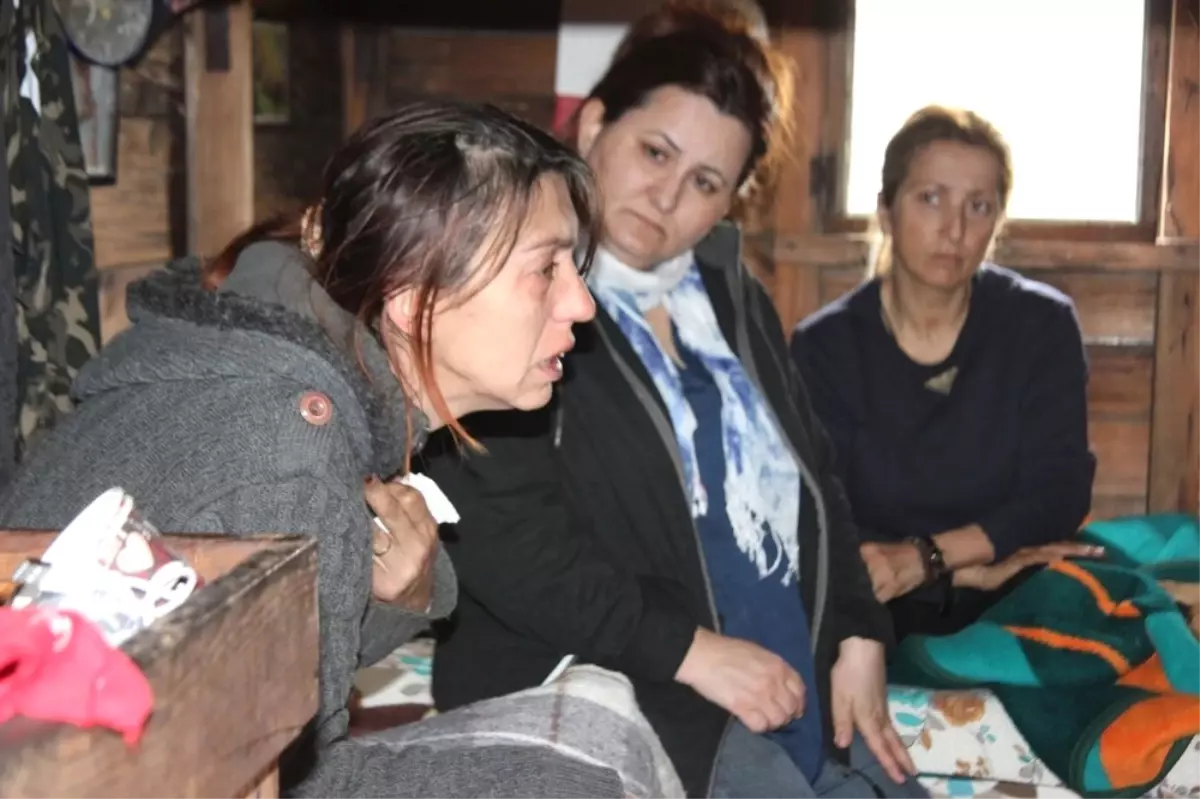 Açlık Grevi Yapan Hayvanseverler Yine İkna Edilemedi