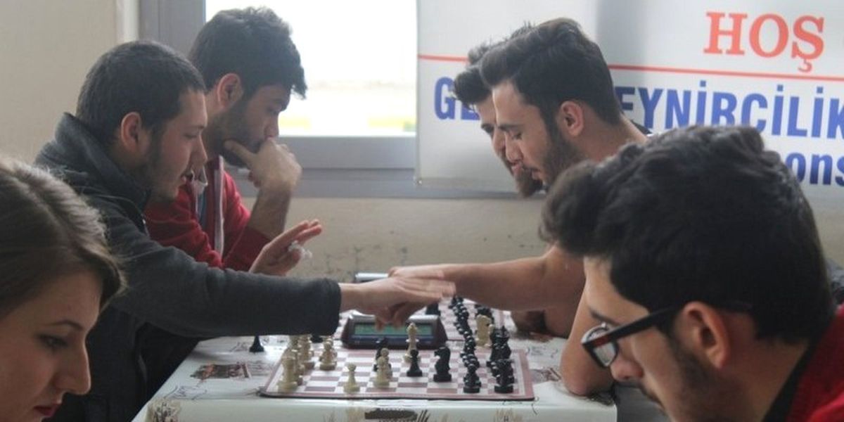 Adana\'da Satranç Hakem Kursu Açılacak