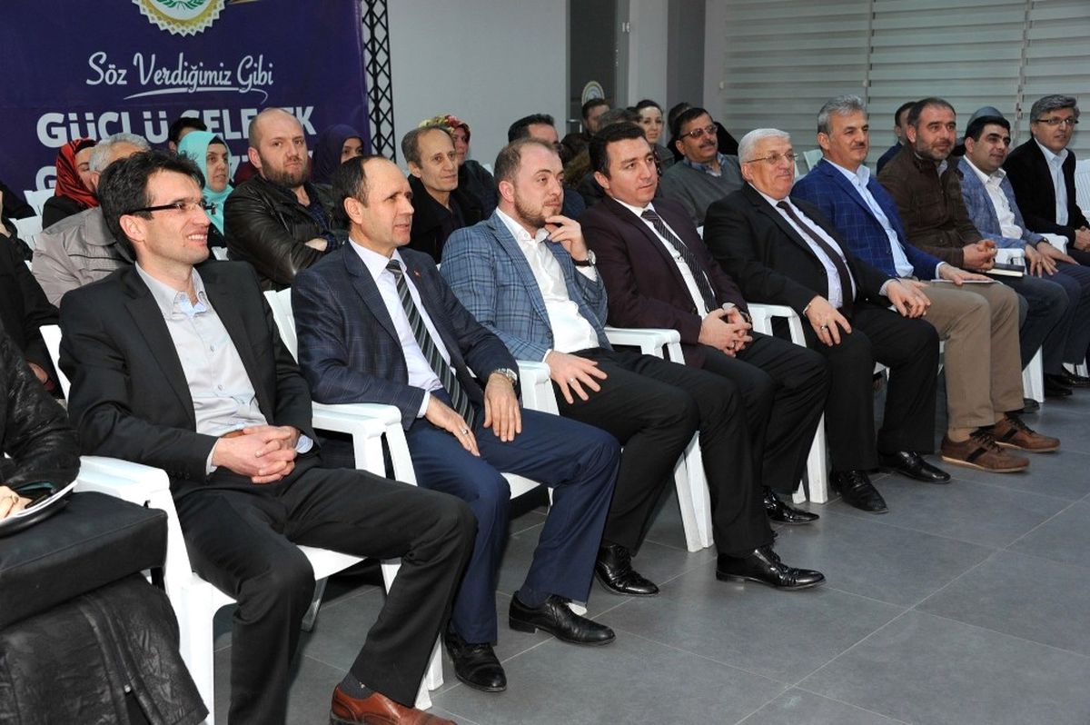 AK Parti İstişare Toplantısında Anayasa Değişikliği Anlatıldı