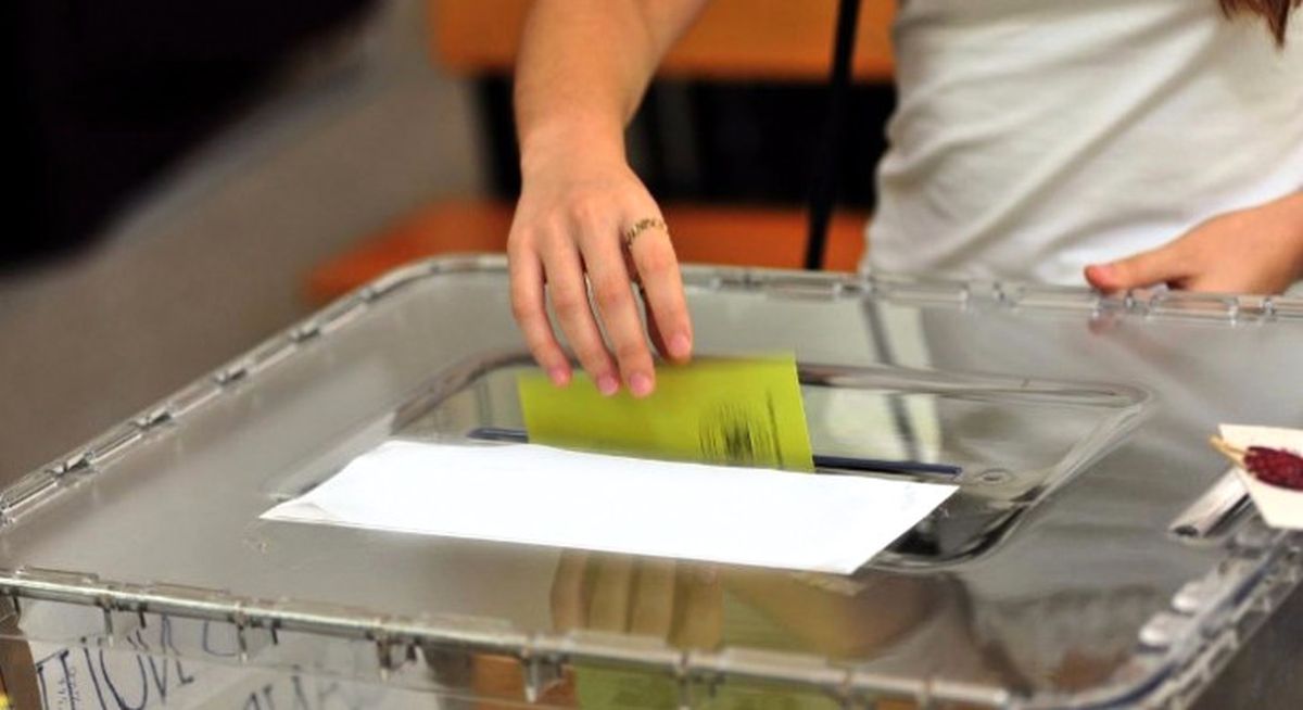 AK Parti'nin Yaptırdığı Son Referandum Anketi: Yüzde 57 'Evet'