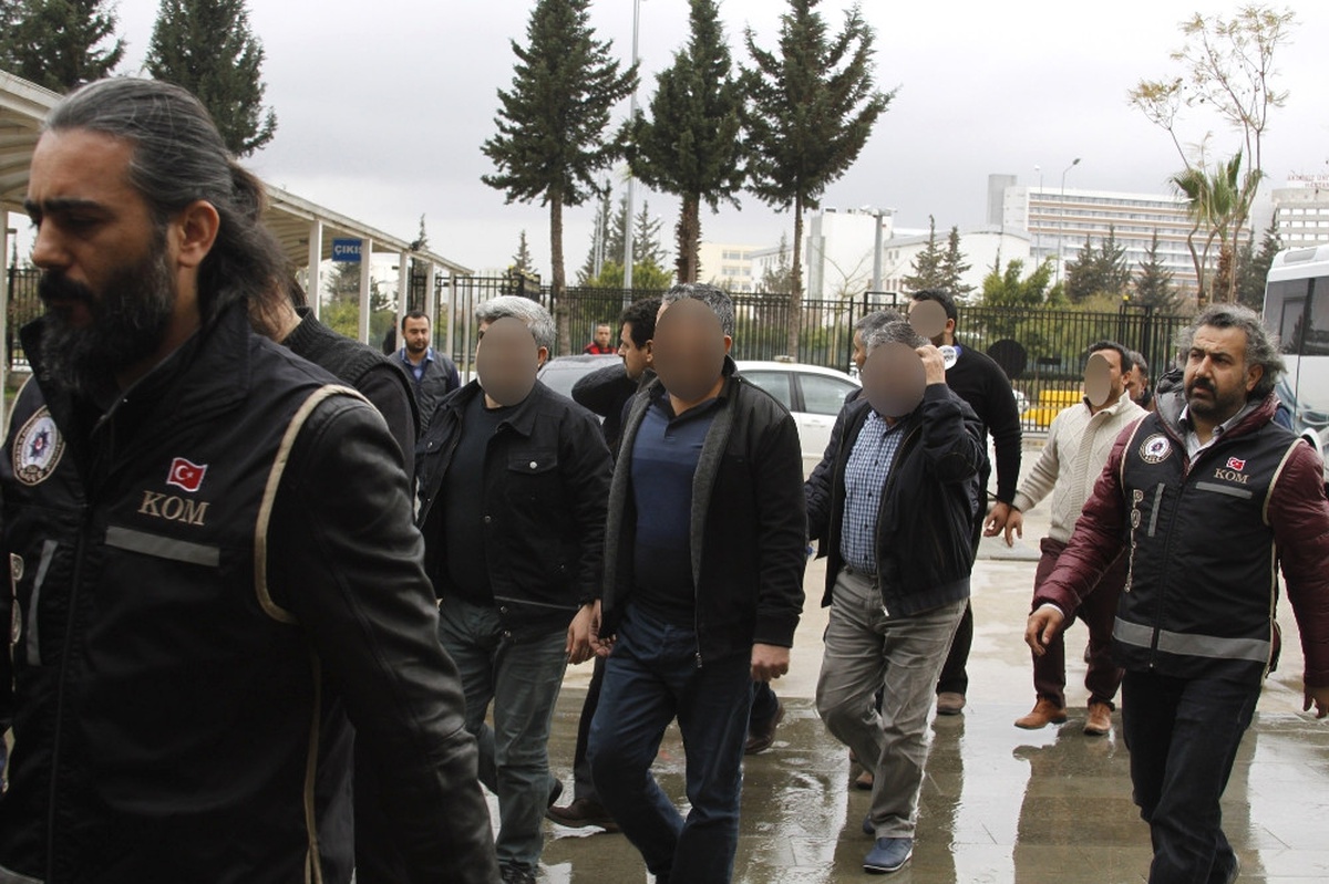 Antalya Fetö Operasyonu: 22 Gözaltı