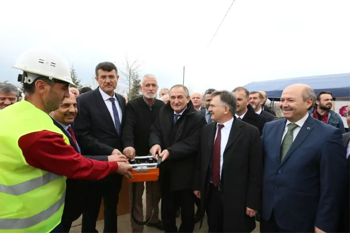 Başkan Yılmaz, 70 Kişilik Yurdun Temel Atma Törenine Katıldı