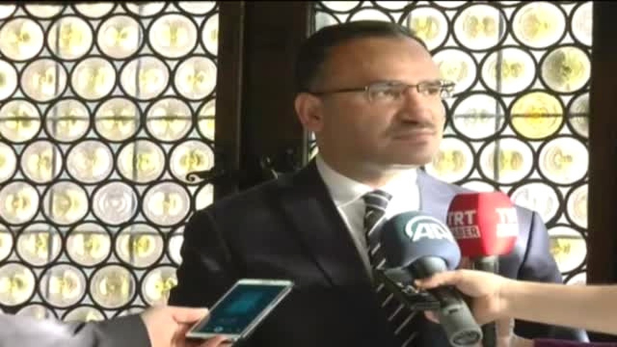 Bozdağ: Alman Makamlarının Türk Toplumunun Bir Toplantı Yapmasına Tahammül Etmemesi Kabul Edilemez