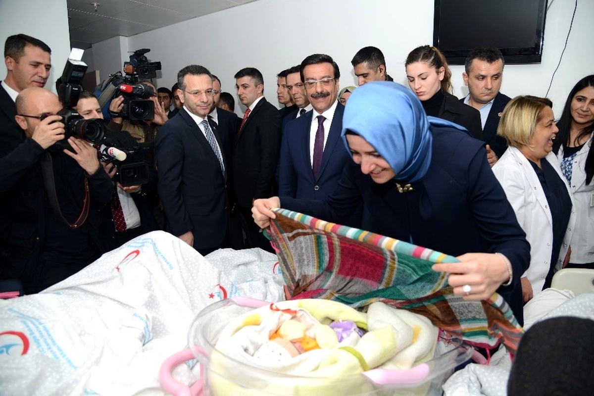 Büyükşehir Belediyesi\'nden \'Hoş Geldin Bebek Projesi\'
