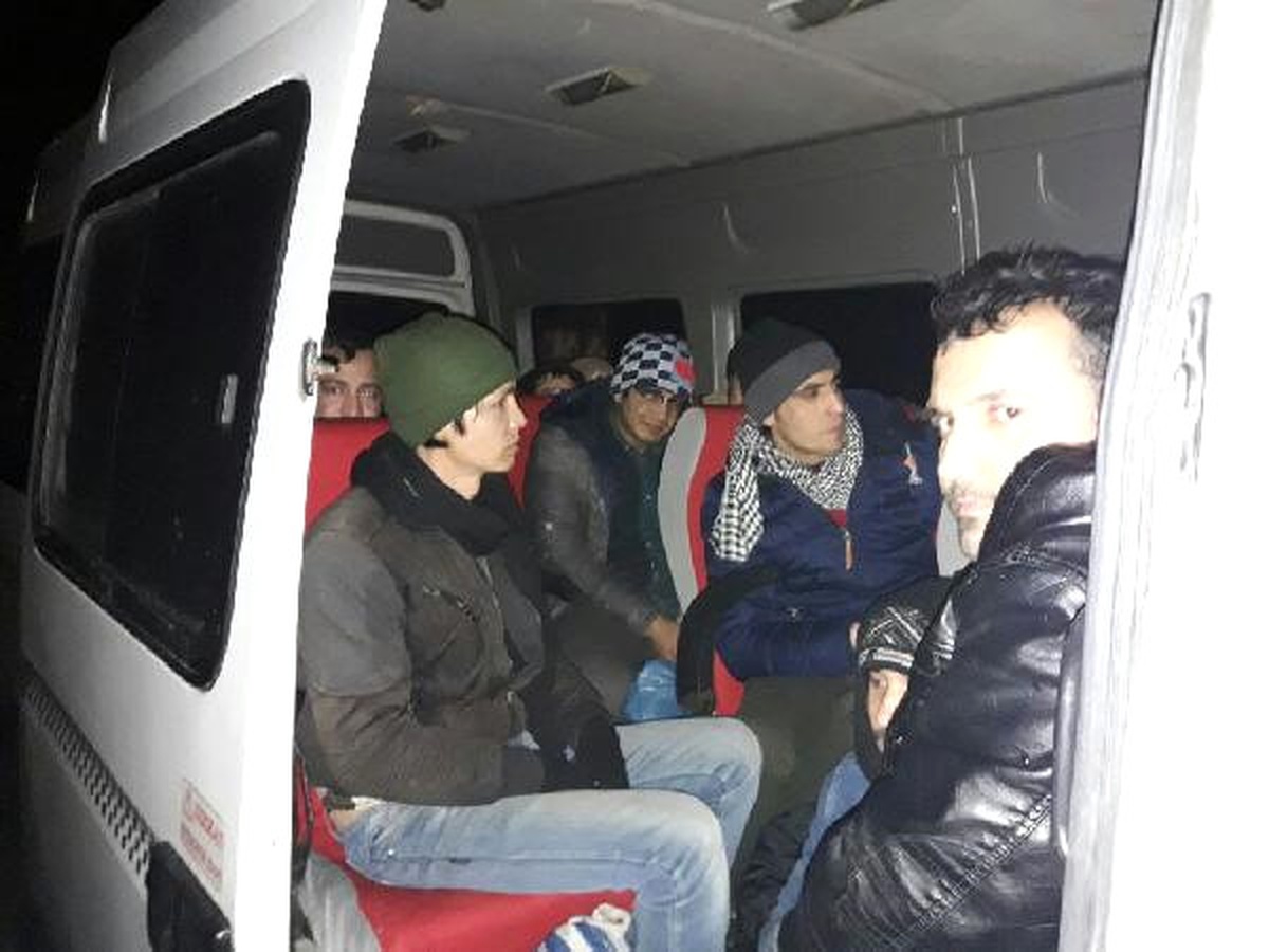 Edirne\'de 200 Kaçak Yakalandı; Organizatör Tutuklandı