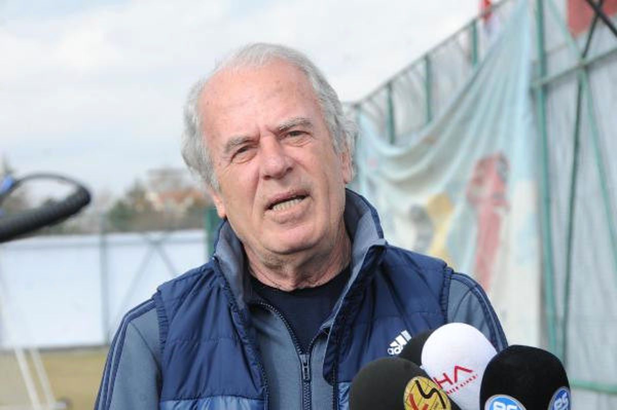 Eskişehirspor Teknik Direktörü Denizli: Ligde Zor Olmayan Maç Yok