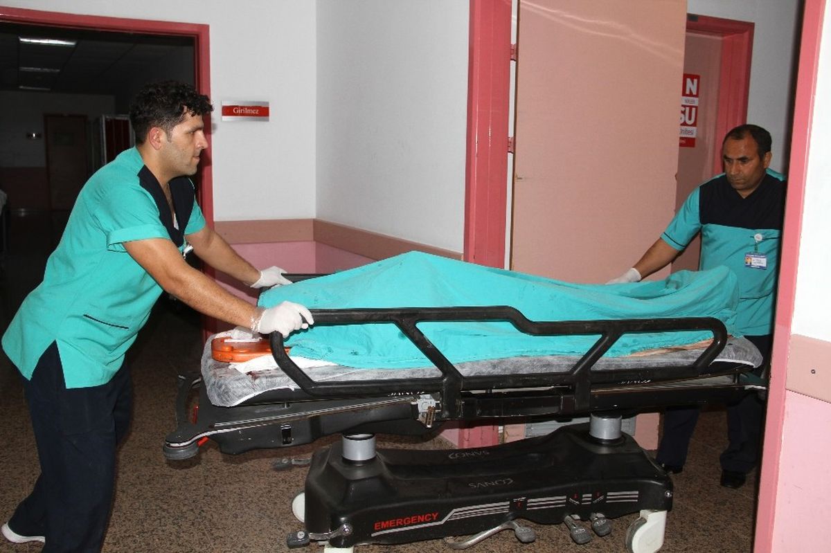 Fethiye\'de Krom Madeninde Patlama; 1 Ölü