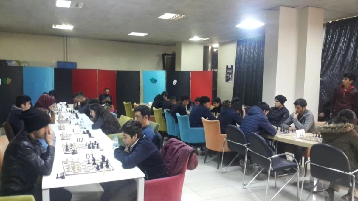 Hakkari\'de Satranç Turnuvası