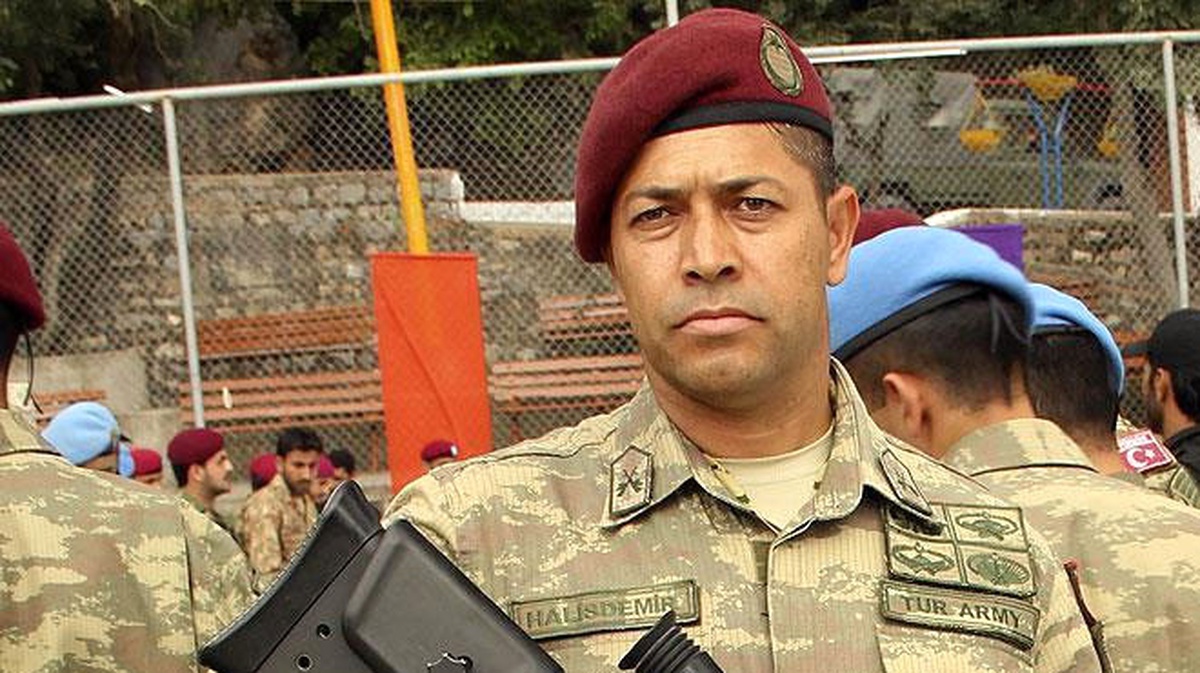 Halisdemir Ailesinden Darbeci Askerlere "Oğlumuzun Adını Zikretmeyin" Mesajı