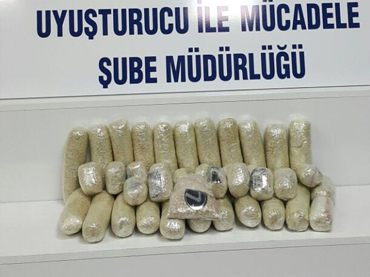 Hatay\'da 100 Bin Adet Uyuşturucu Hap Ele Geçirildi