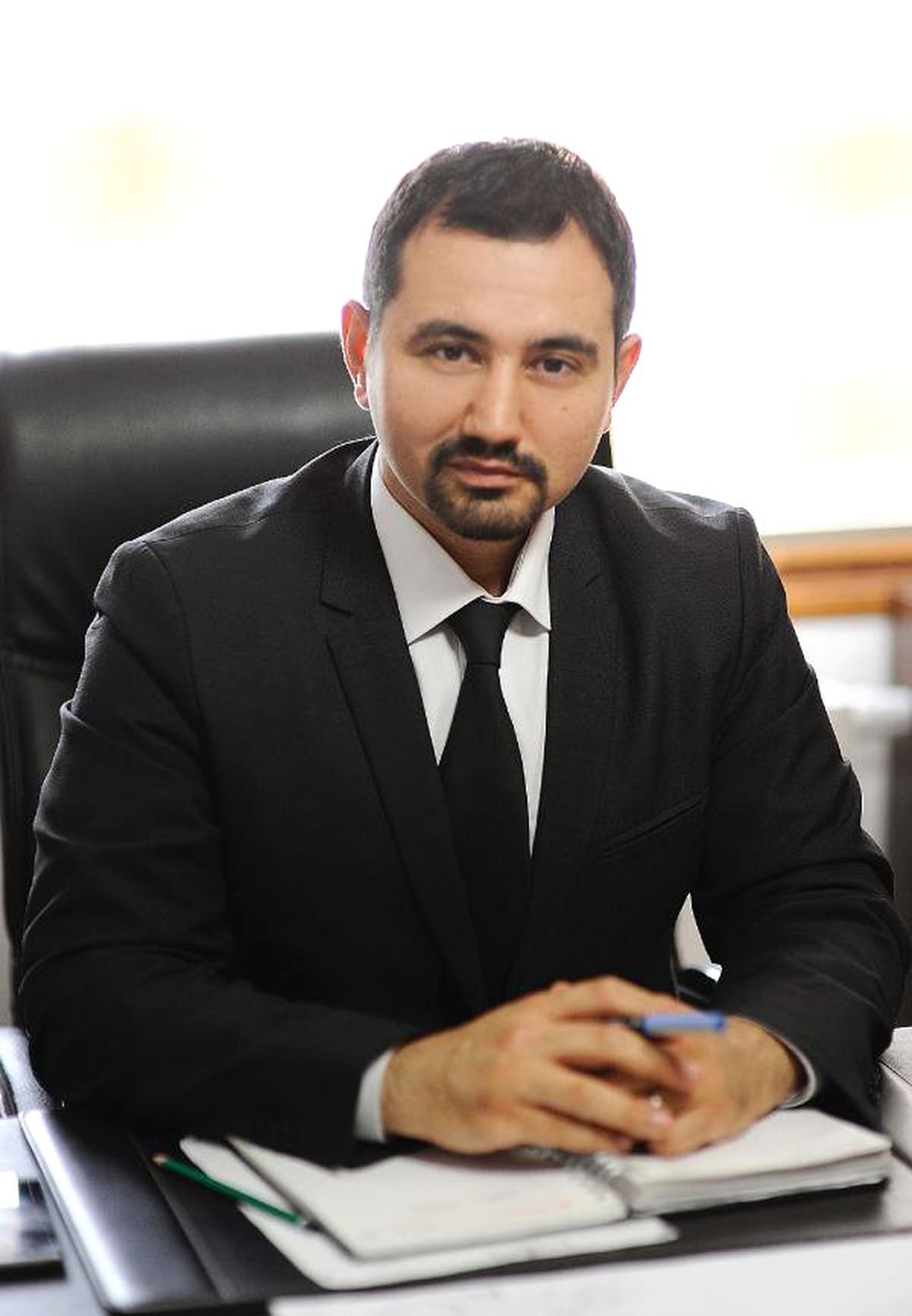 Hem Yumruk Yedi Hem de İşinden Oldu