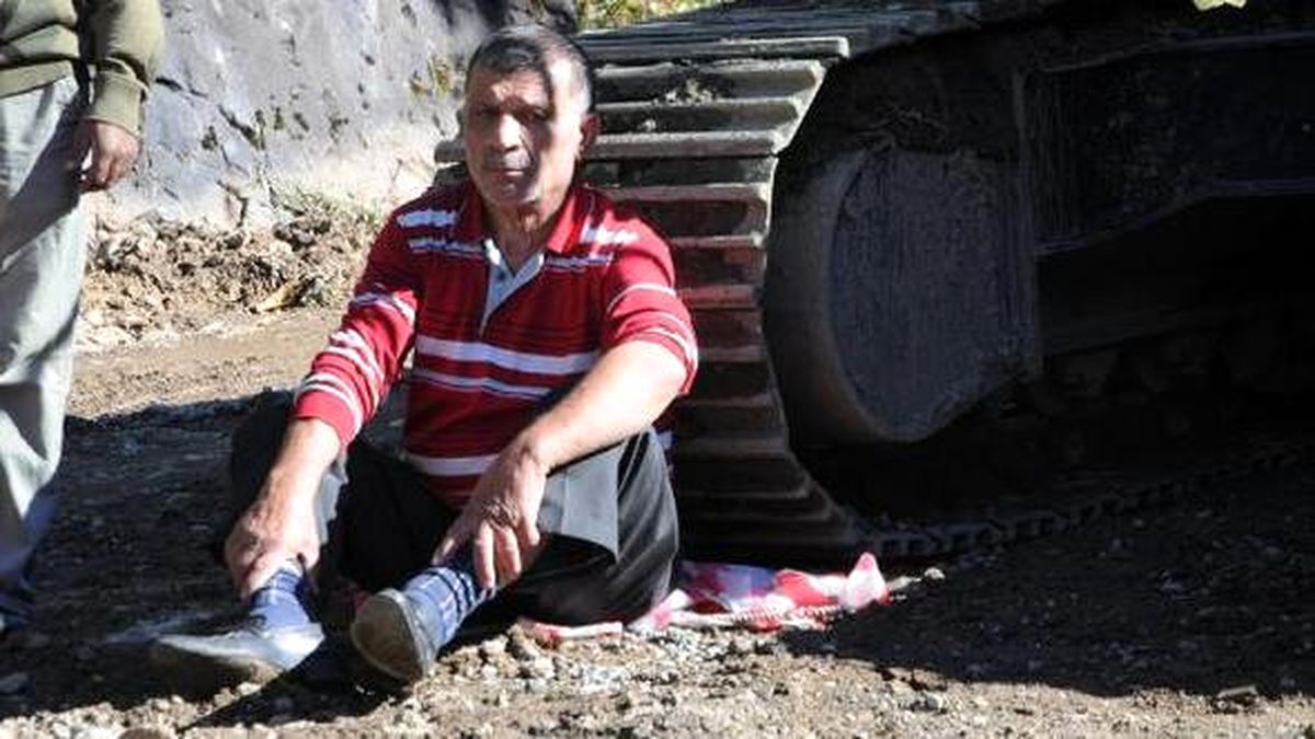 Hes\'lere Karşı Açtığı Davada İneğini Satıp Banka Kredisi Çeken Kazım Delal\'e Kötü Haber