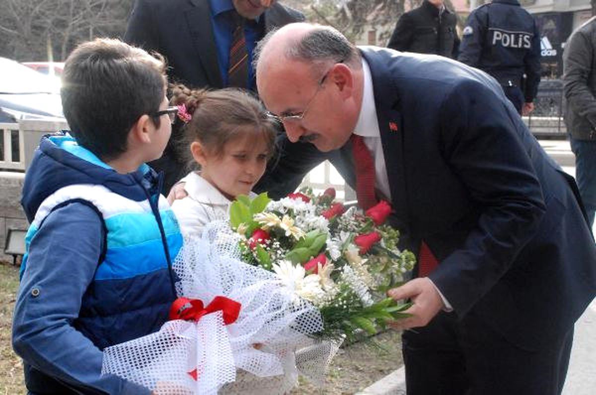 Kastamonu Valisi Karadeniz Görevine Başladı
