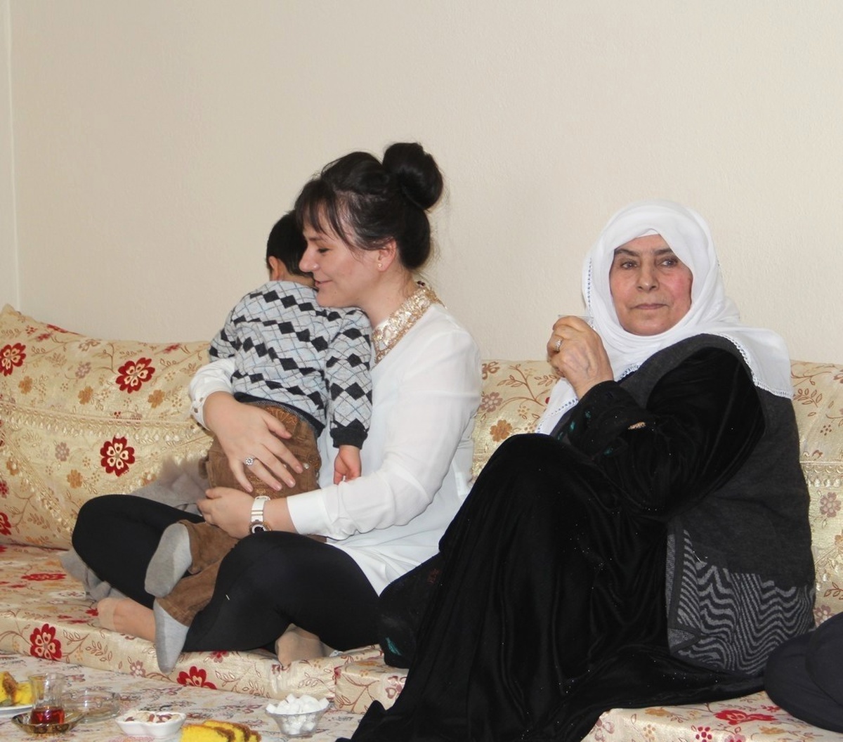 Kaymakam Öztürk\'en Şehit Ailesine Ziyaret
