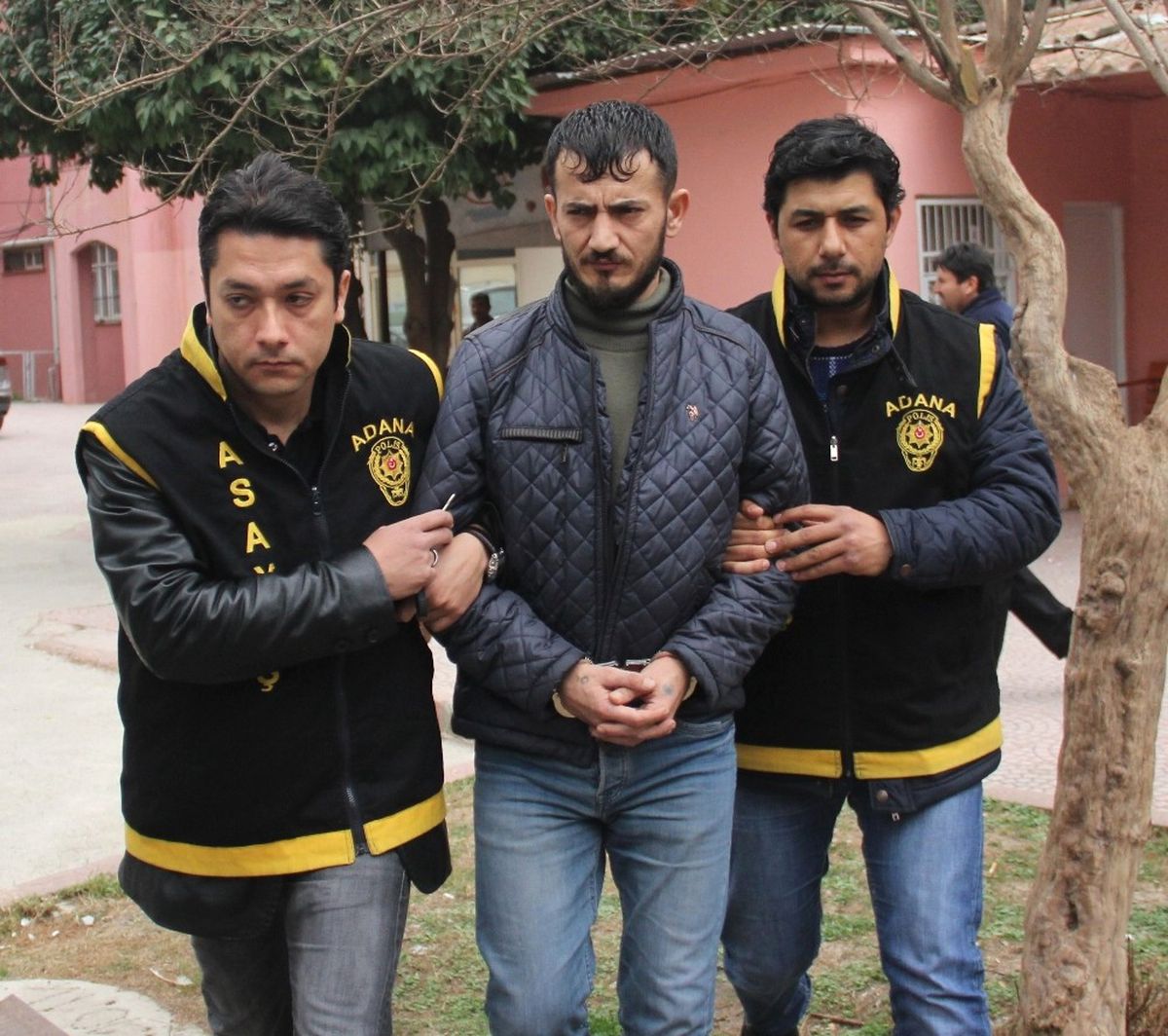 Lüks Otomobilinde Öldürülen Şahsın Katil Zanlısı Yakalandı