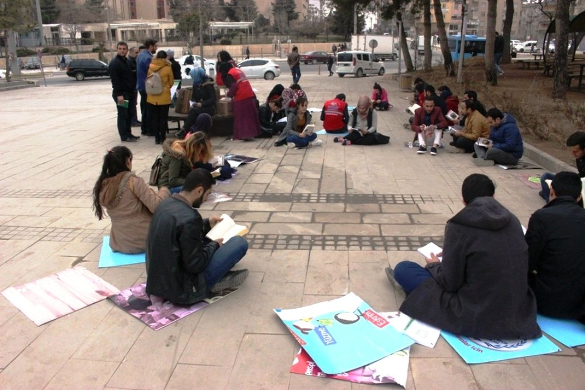 Mardin\'de Kitap Okuma Etkinliği