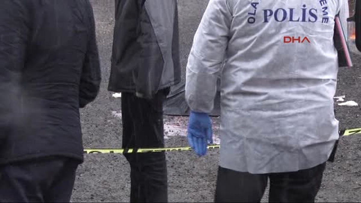 Öldürdüğü Eşinin Maaşını İsteyen Kocaya \'Saygın Tutum\' İndirimi