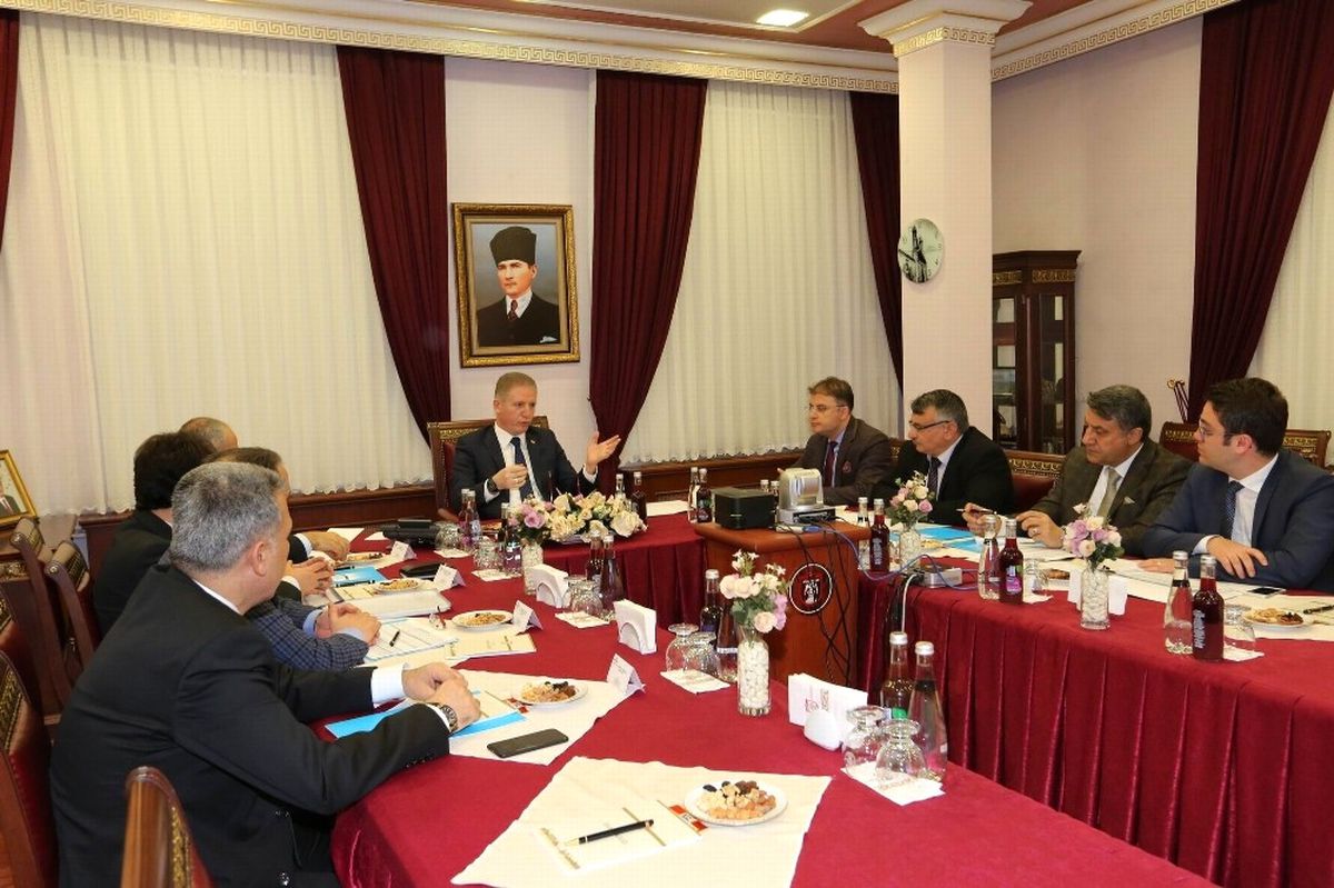 Sivas\'ta 15 Bin Kişiye İstihdam Sağlanacak