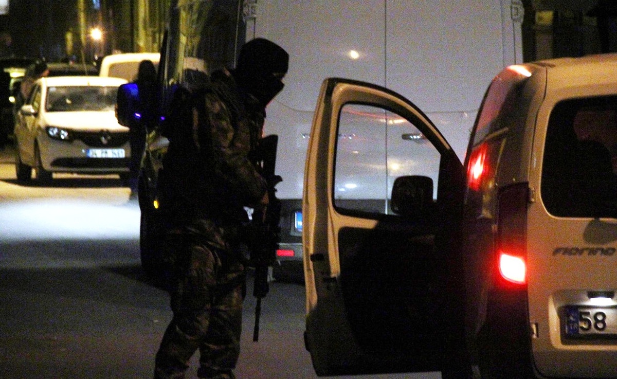 Sivas\'ta Pkk/kck Operasyonu: 4 Gözaltı
