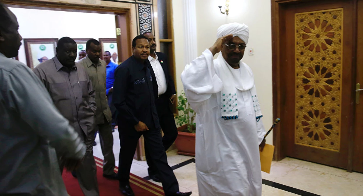 Sudan\'a 28 Yıl Sonra İlk Başbakan