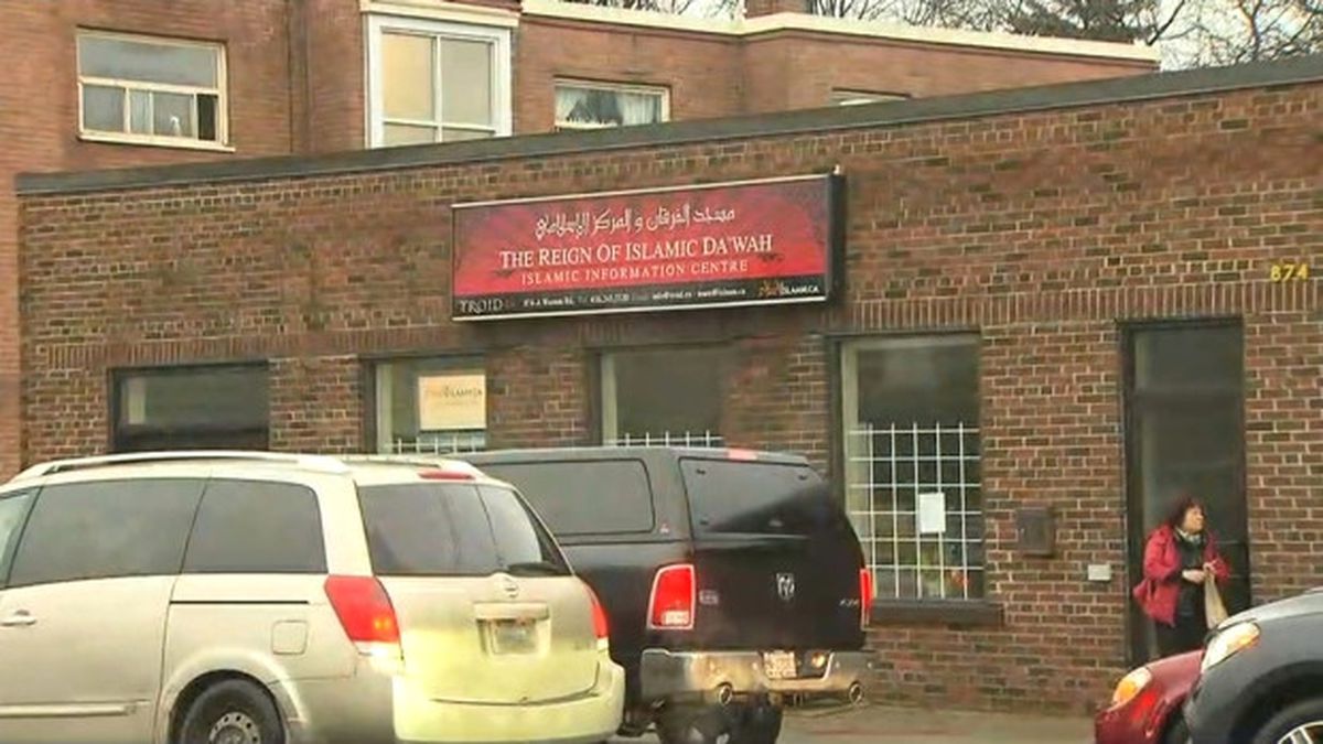 Toronto\'da Mescit Yakma Girişimi