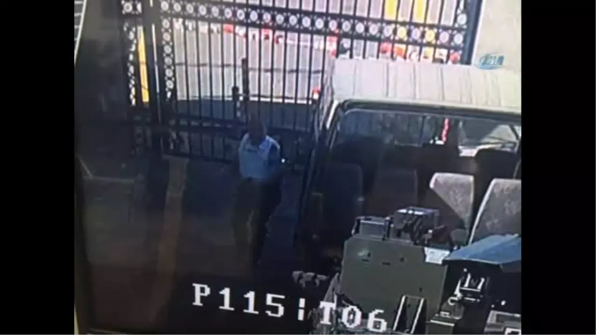 Tuğgeneral Hacıoğlu Darbecilere Karşı Elinde Silahla Böyle Direnmiş