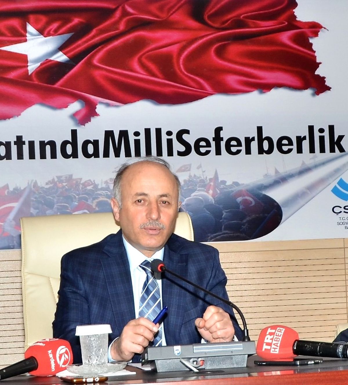Vali Azizoğlu\'dan Başkan Yücelik\'e İstihdam Teşekkürü