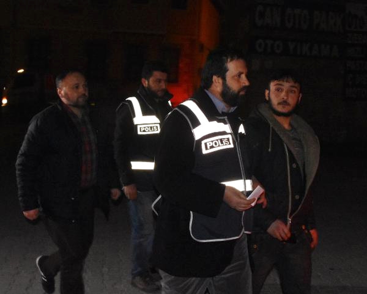 Yabancı Uyrukluların Yaşadığı Mahallelere Polis Baskını