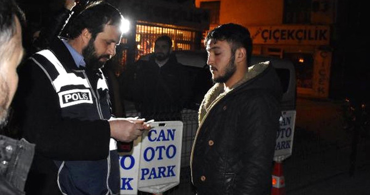 Yabancıların Oturduğu Mahallelere Bin Polisle Operasyon: 260 Gözaltı