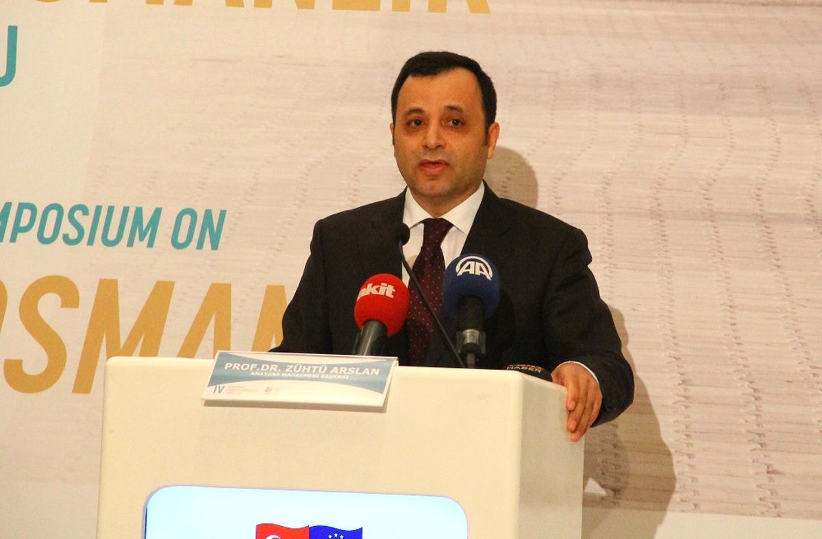 736 Yabancı Aym\'ye Başvurdu