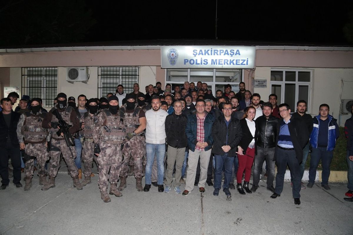 Adana\'da Bin Polisle Dev Narko-terör Operasyonu
