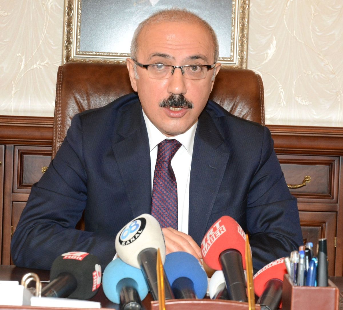 Almanya\'ya Bir Tepki de Bakan Elvan\'dan