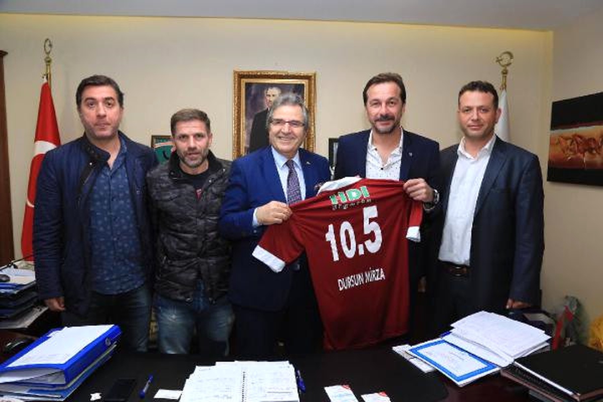 Bandırma Belediye Başkanı Mirza, "Bandırmaspor\'u Daima Destekliyoruz"